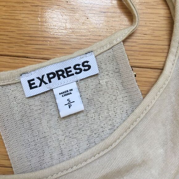 💄💋Express Sequin Sophisticated Short Sleeve Top - Picture 3 of 6